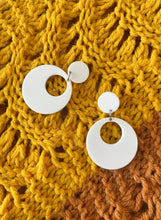 Load image into Gallery viewer, 60s Mod Earrings - White
