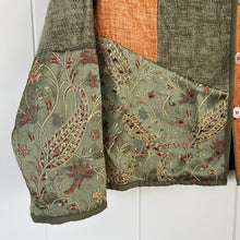 Load image into Gallery viewer, Vintage Quilted Patchwork Jacket

